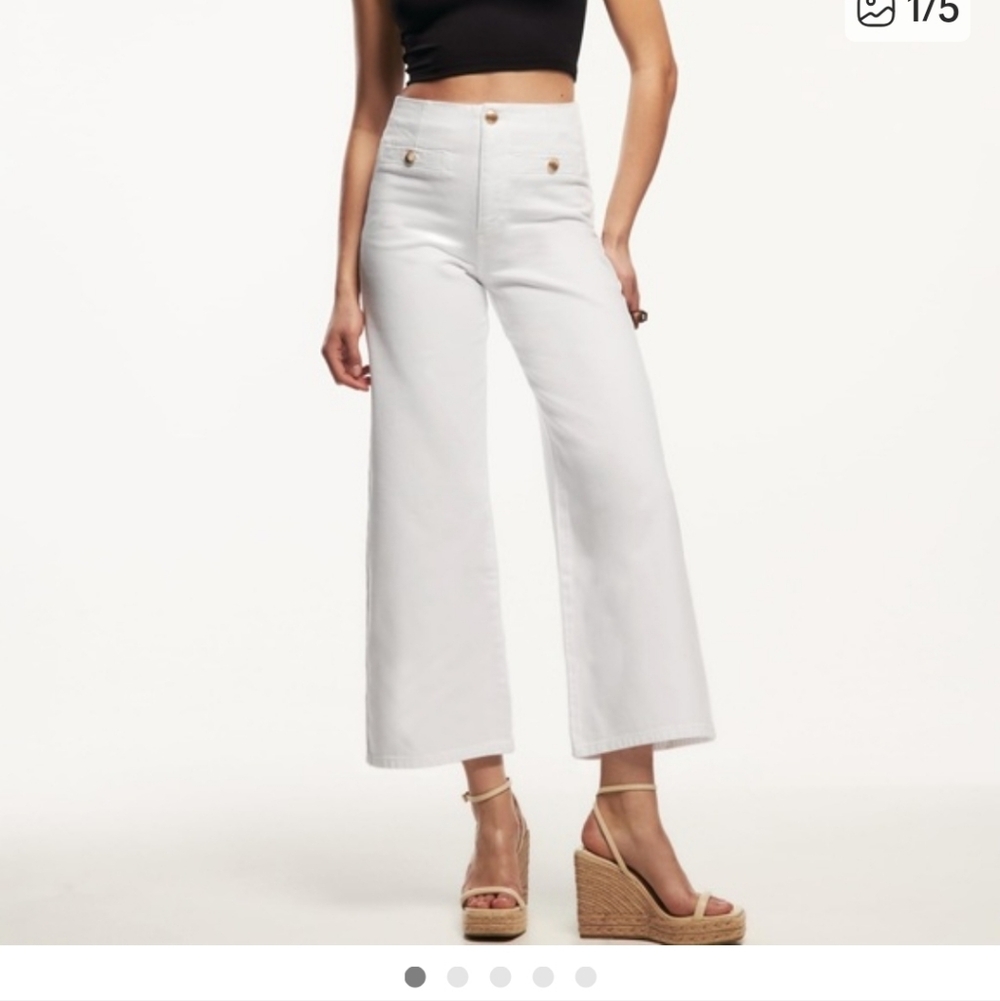 Zara Wide Leg Cropped Jeans